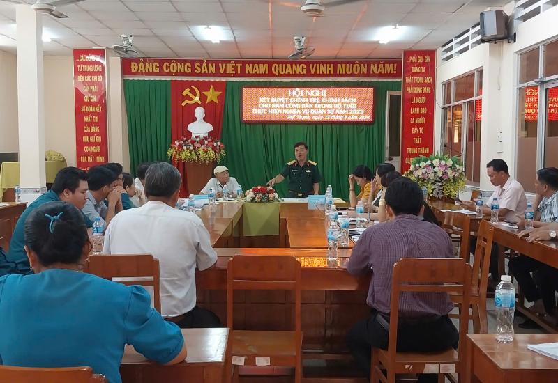 HỘI NGHỊ XÉT DUYỆT CHÍNH TRỊ, CHÍNH SÁCH CHO NAM CÔNG DÂN TRONG ĐỘ TUỔI THỰC HIỆN NGHĨA VỤ QUÂN SỰ NĂM 2025